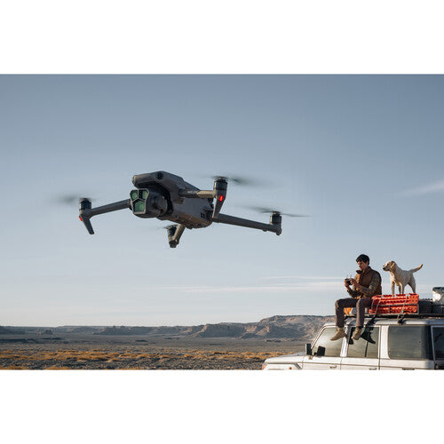 Drone DJI Mavic 3 Pro con Control RC2