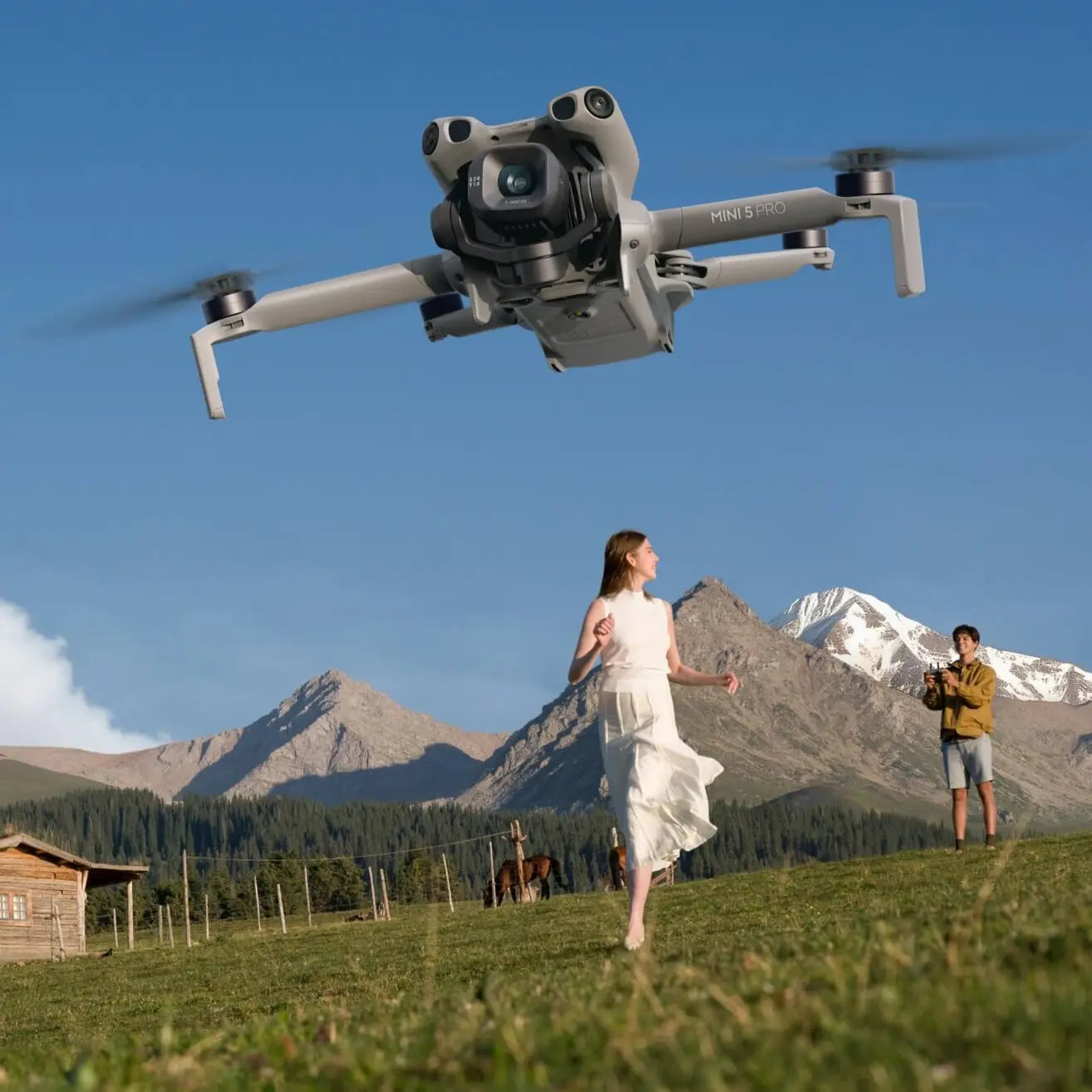 Drone DJI Mini 5 Pro Fly More Combo Plus con Control DJI RC2