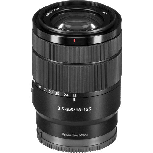 Lente Sony E 18-135mm f/3.5-5.6 OSS