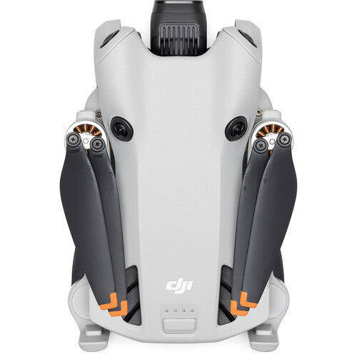 Drone DJI Mini 4 Pro - Fly More Combo (DJI RC 2)