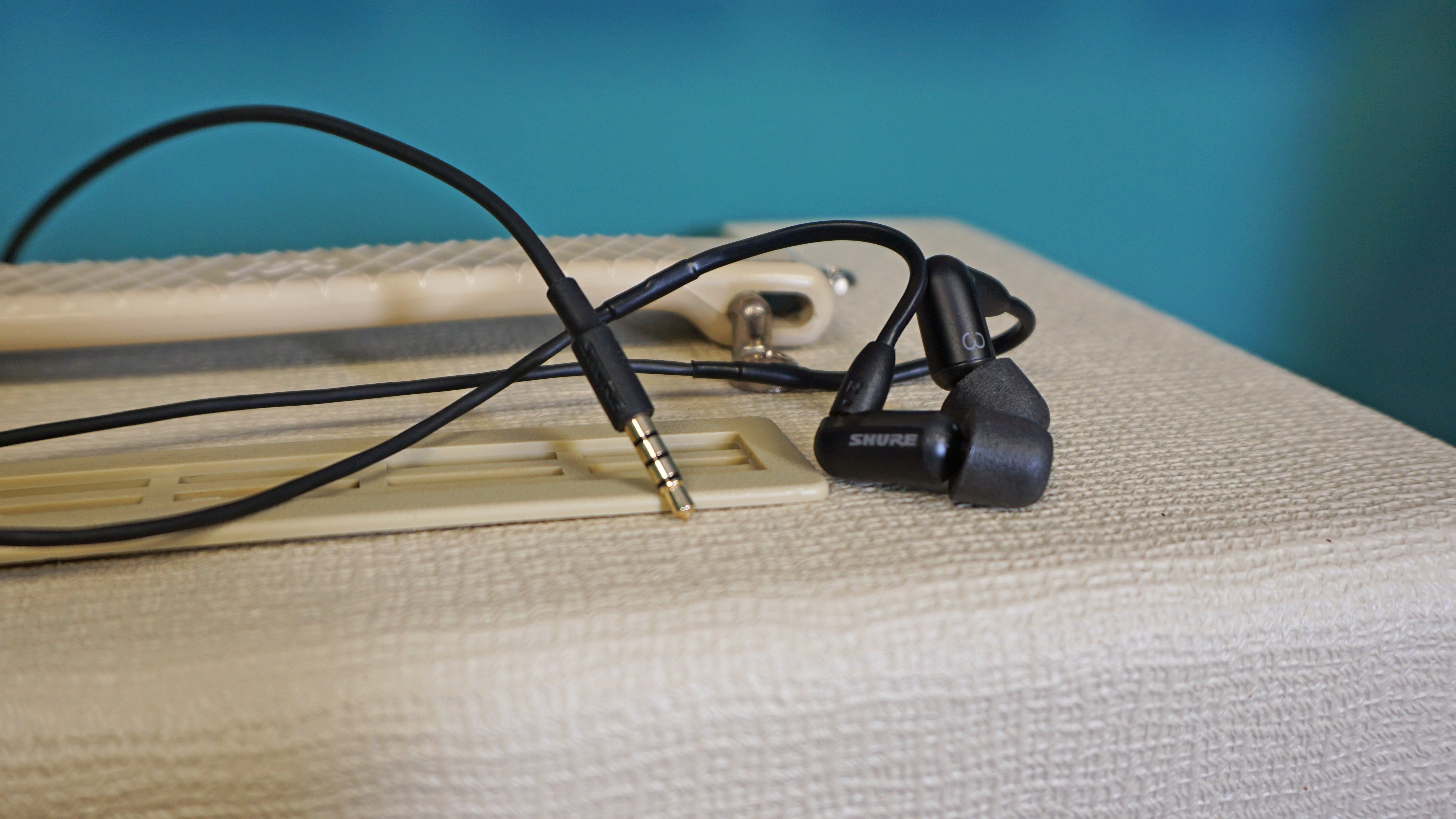 Audífonos Shure AONIC 3 In-Ear